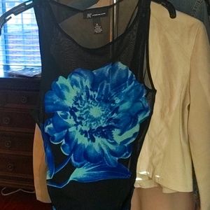 Women's sleeveless blouse